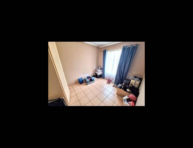 2 BEDROOM APARTMENT FOR SALE IN THE ORCHARDS